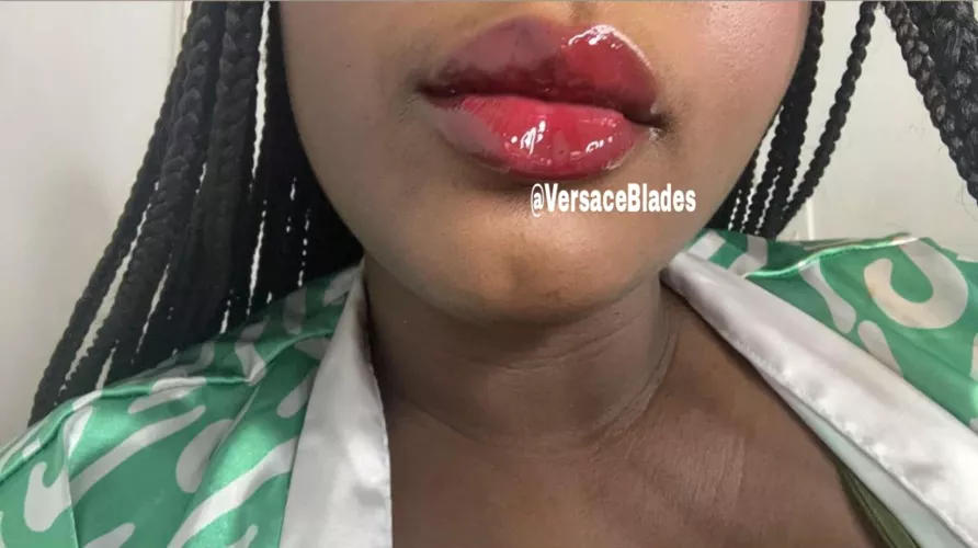 I love a glossy red ♥️🍒