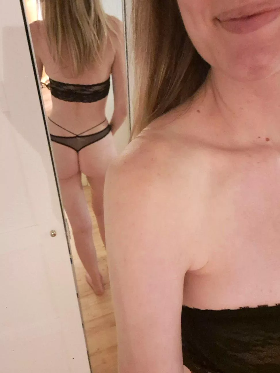 Ich feiere Bergfest heute mal nur in meiner Unterwäsche… aber vielleicht nicht lang. 😜