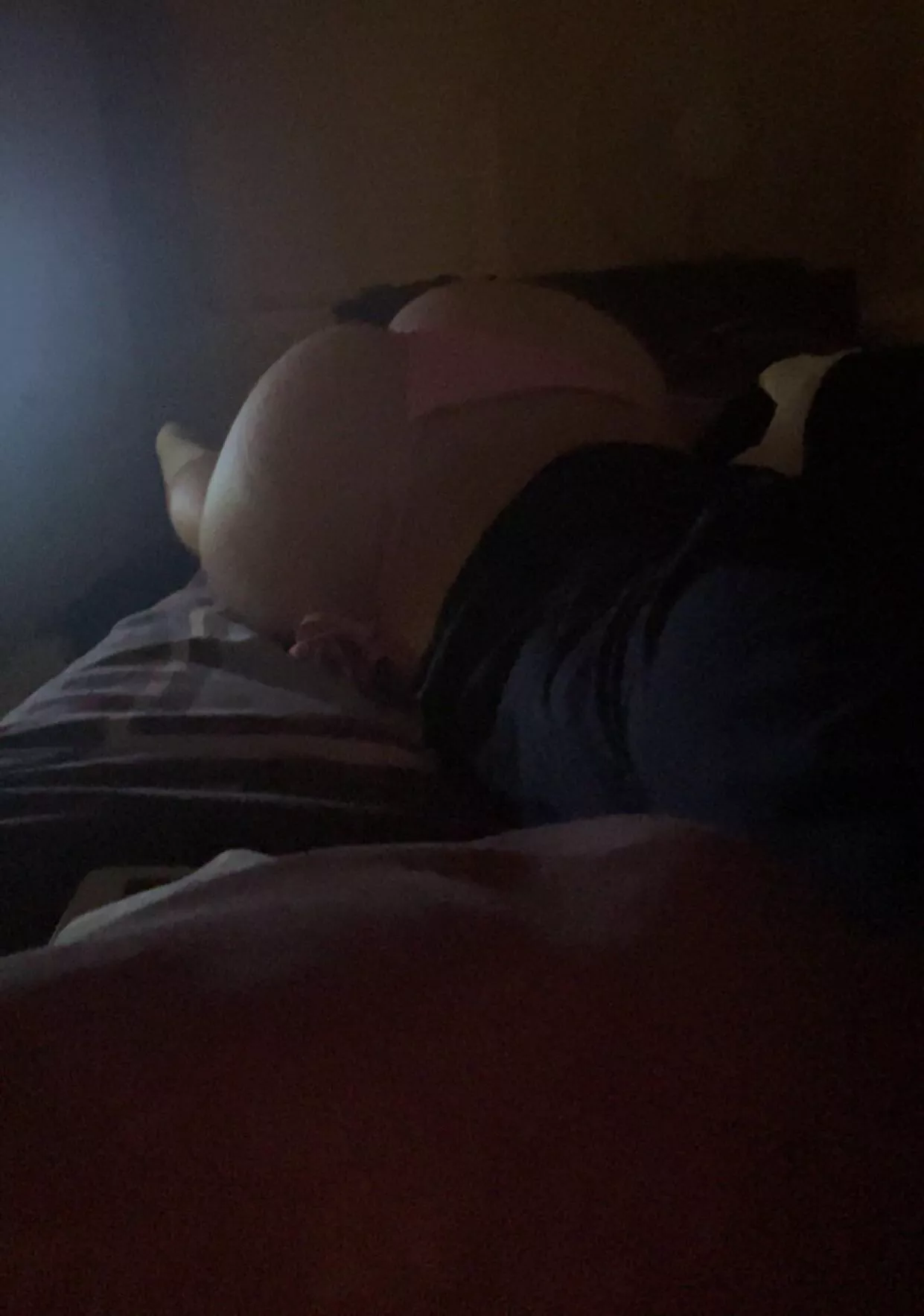 ⬆️ if you want to fuck my ass 😋