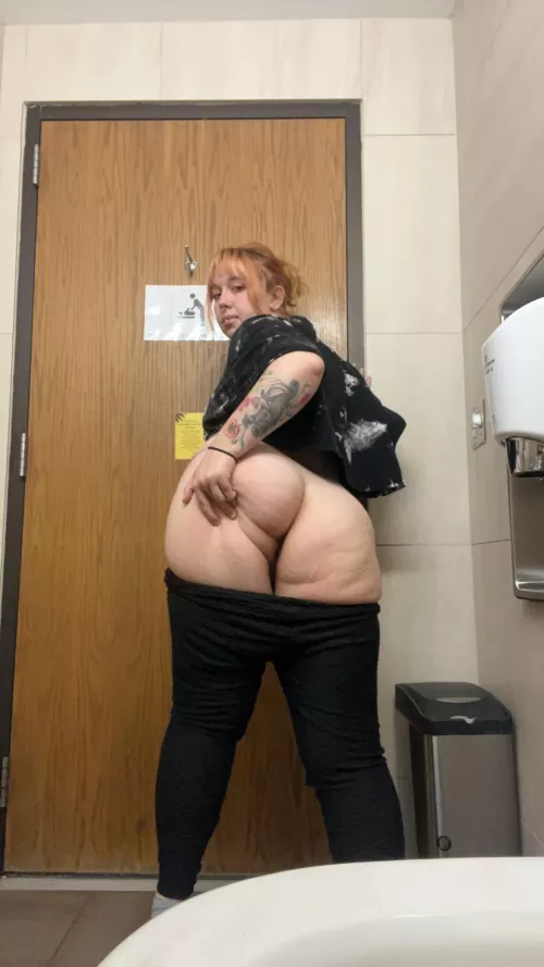 I’ve got a hand full 😉 