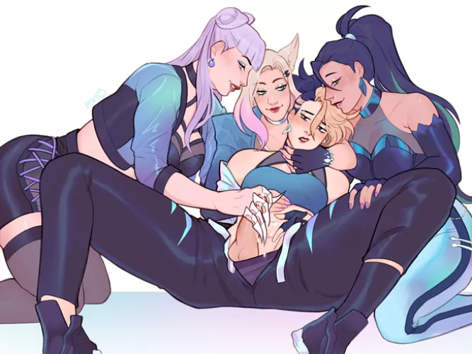 KDA having a group sesh’ (peachsmoochie) [league of legends]