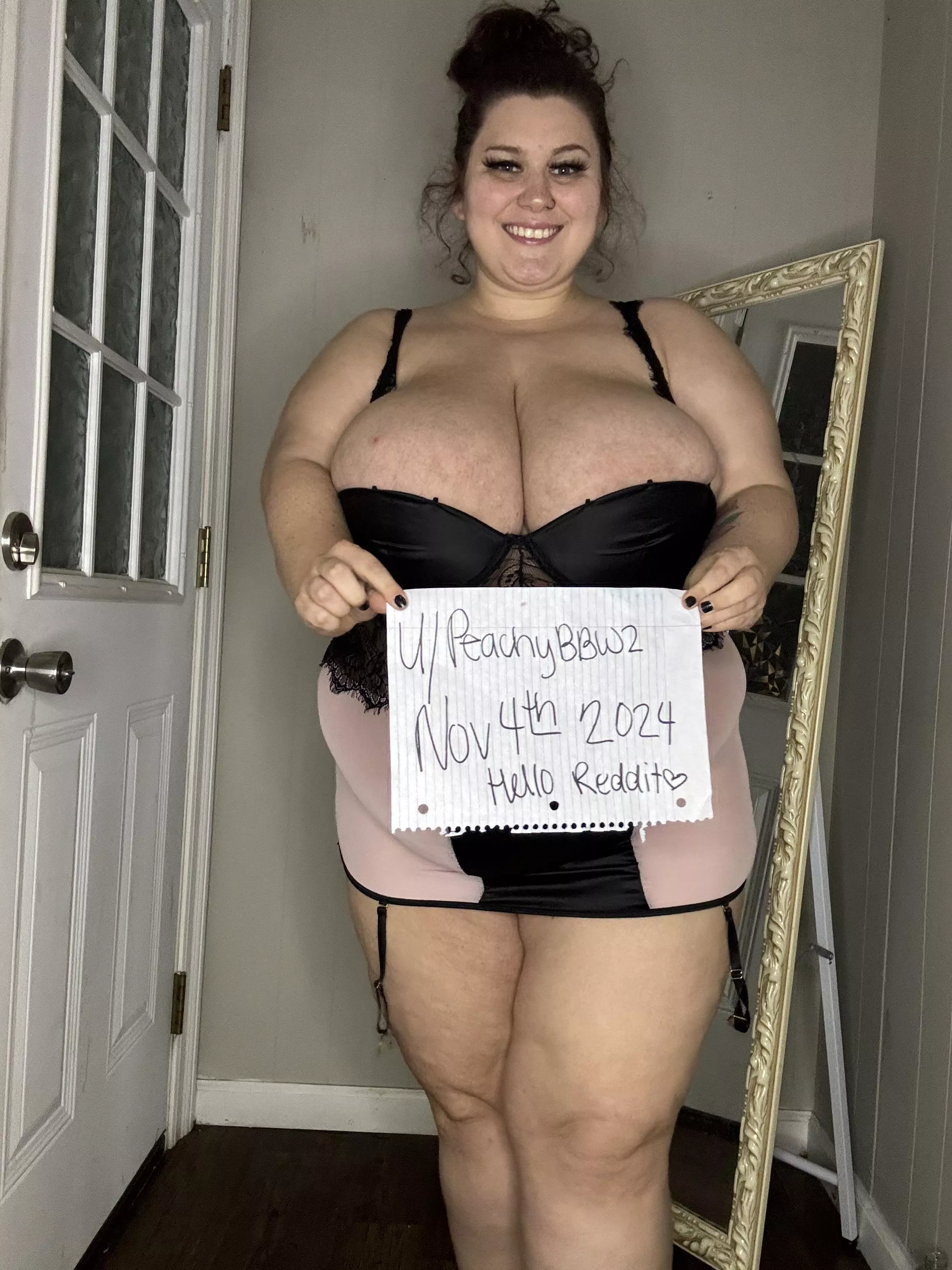 Looking for a white sexy bbw with some bbc content? Tele - lunastarr89