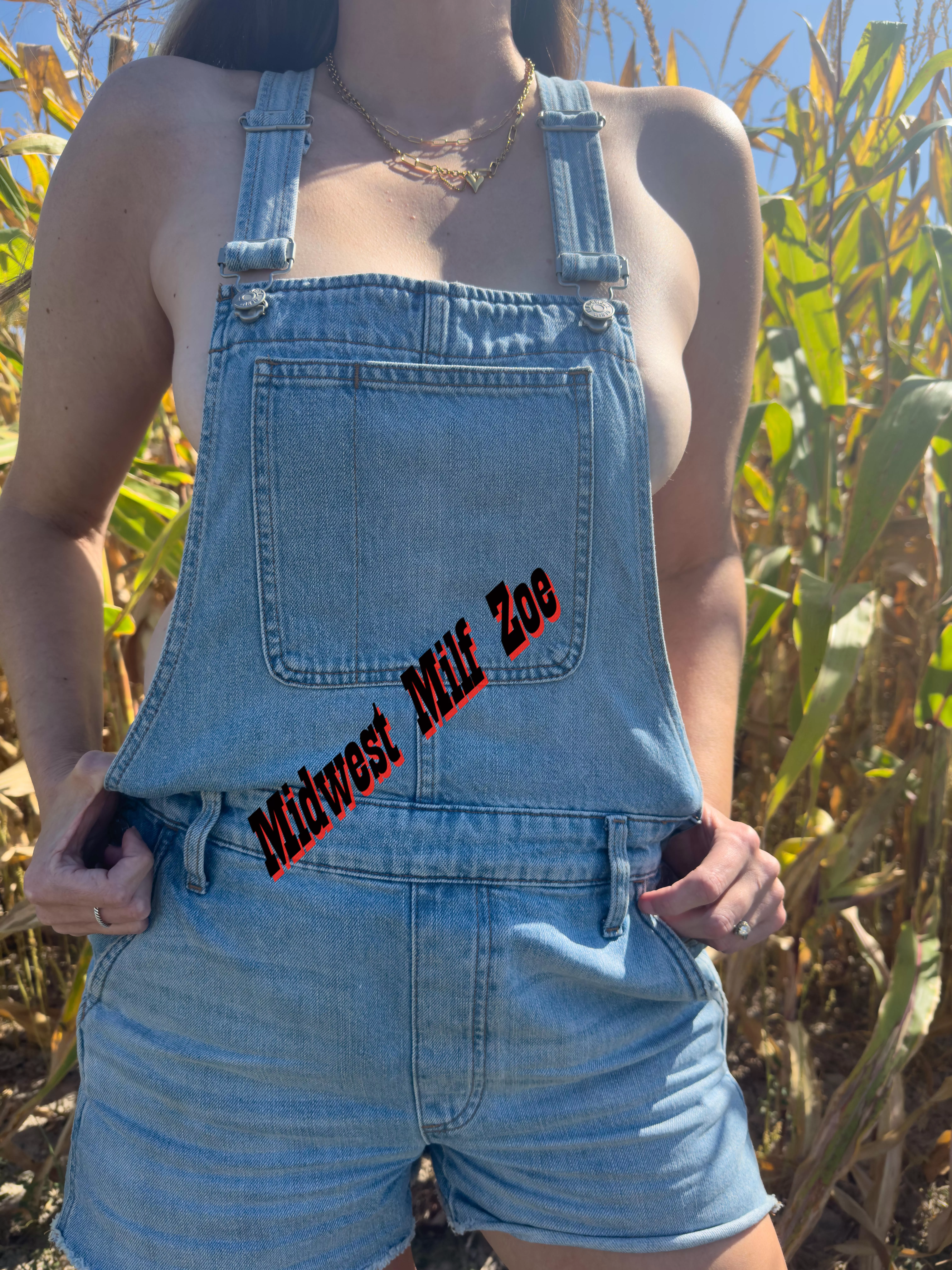 Love the days when you can just wear overalls 