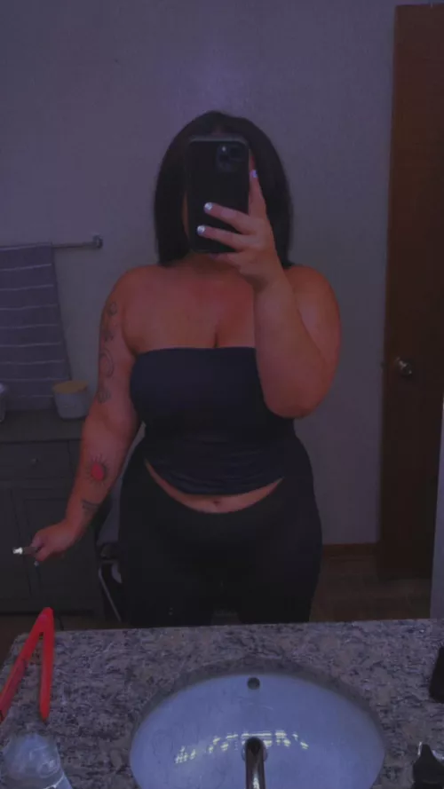 No face and I still make you crumble to you’re knees 🐽💰