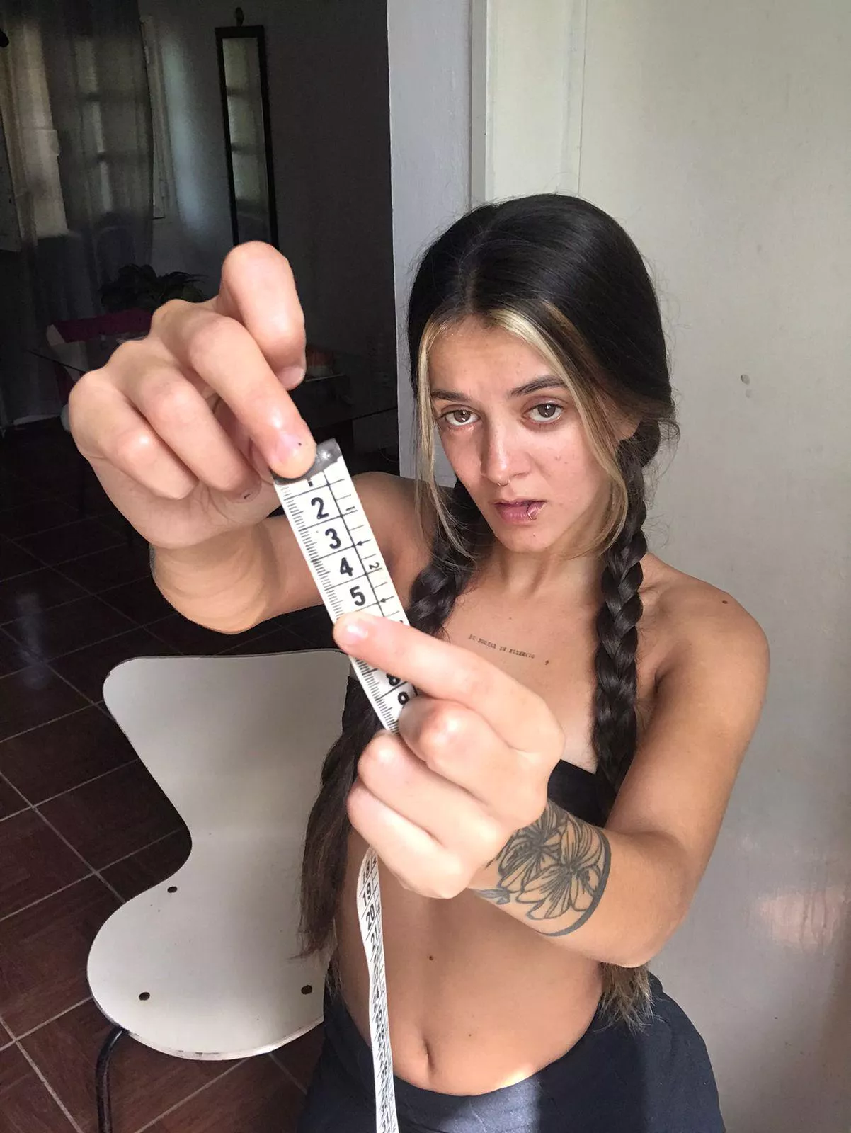 tell mommy your size...i promise i'll be mean 😈	