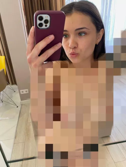 That was a seflie for a real man. Only pixels for you, loser. 