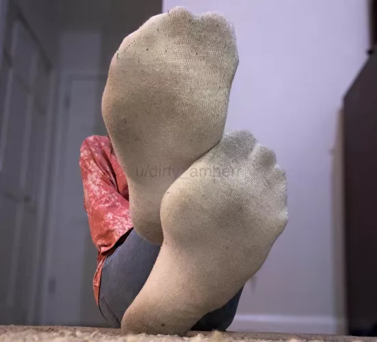 They smell like corn chips [f]