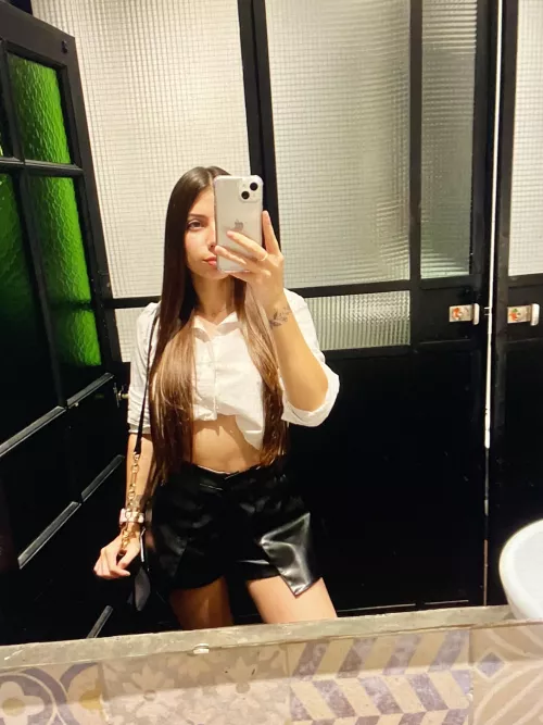 what do u think i taste like darling? F18 [scotland]