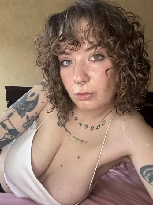 What do you think about my top? 😏