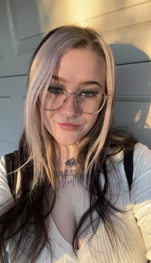 When you tribute, remember size matters, do not be any more pathetic than you already are. 💁🏼‍♀️