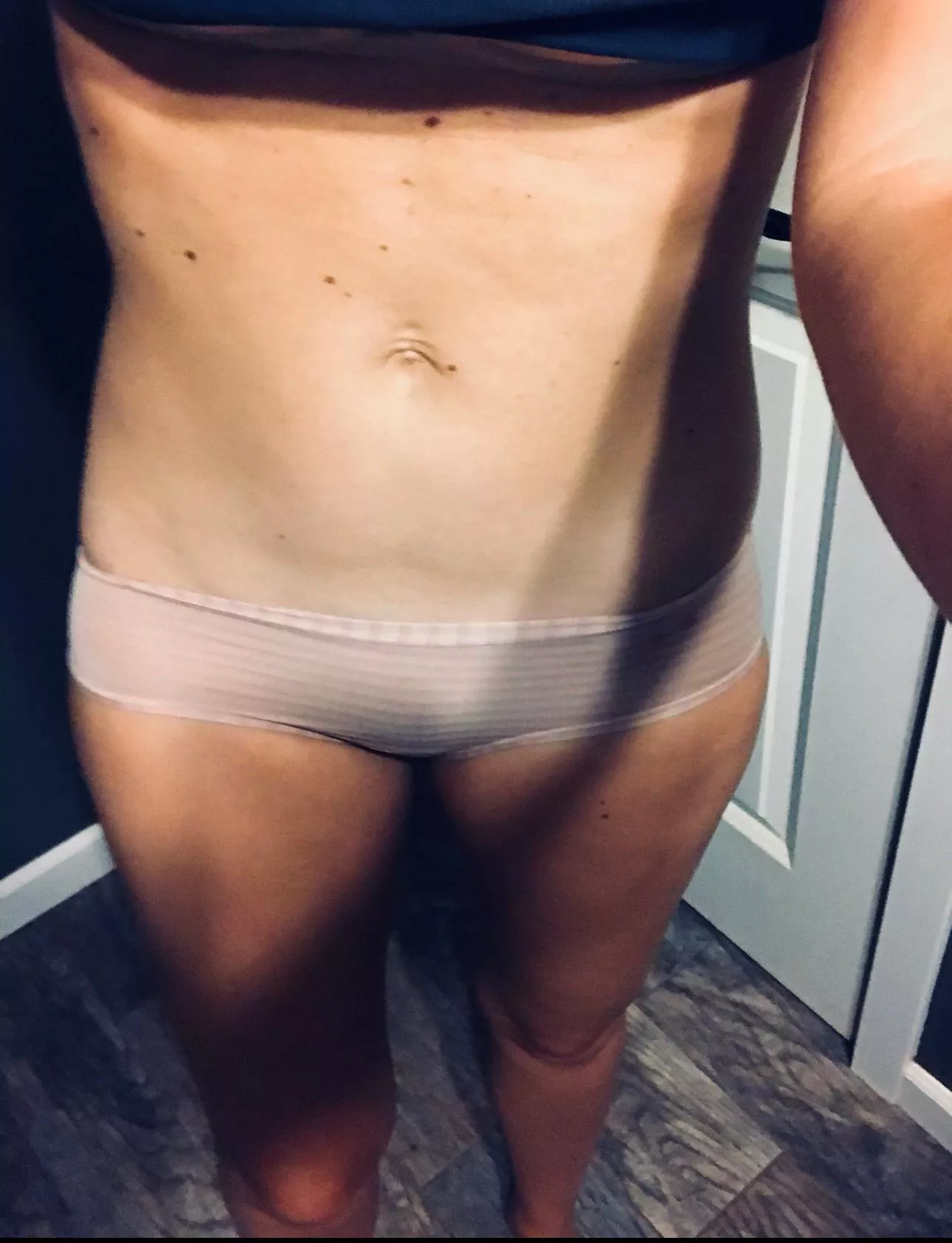 Wide hips and pretty mound of mine 