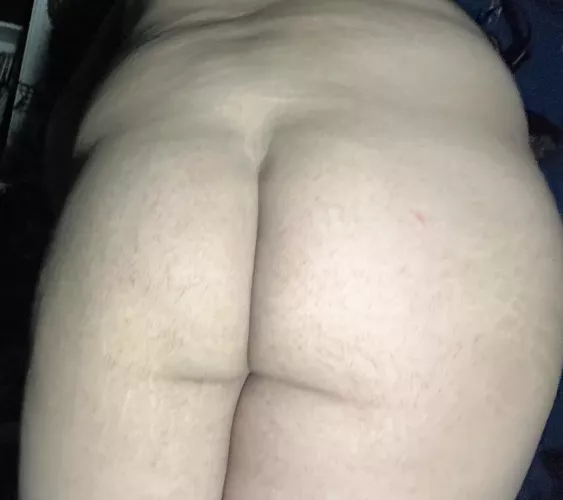 Would love for you to make my ass leak and smack it red