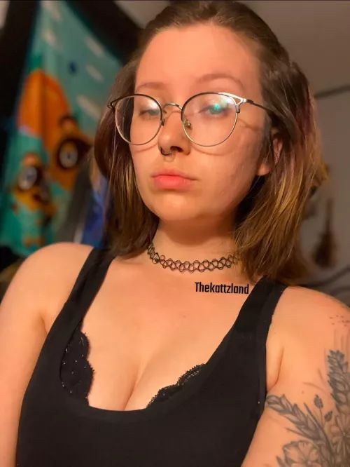 Would you let me show you I'm more than just a pretty face ?? 