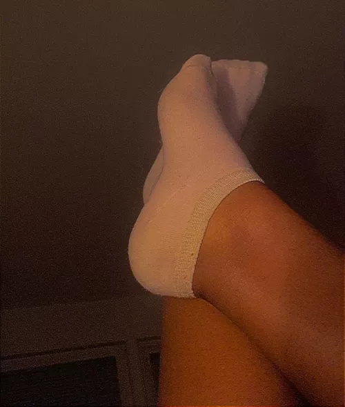 Your Goddess needs you at her feet!! 