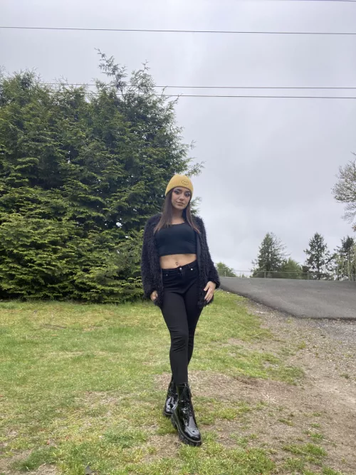 You’re eager to please and worship me and give me any amount I demand to continue living my life like a goddess.