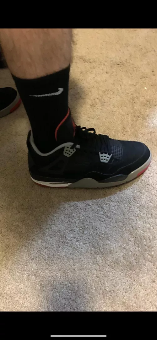 (21) I understand the crew sock craze now