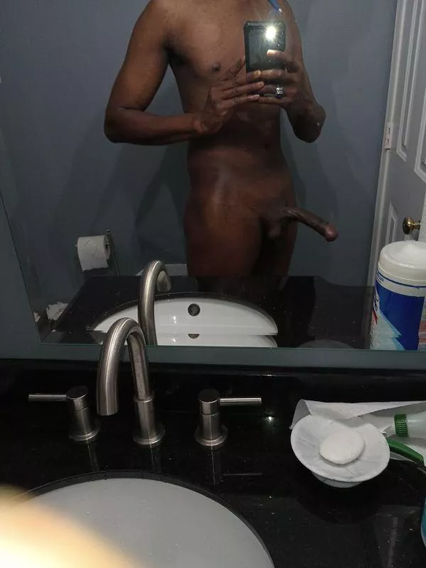 26 [M4F] [M4FM] Greensboro NC Young man looking for a woman/couple 