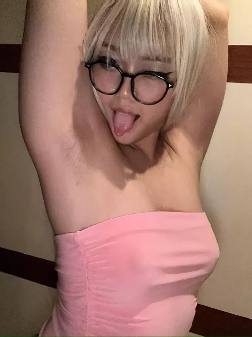 A little extra tease in my glasses