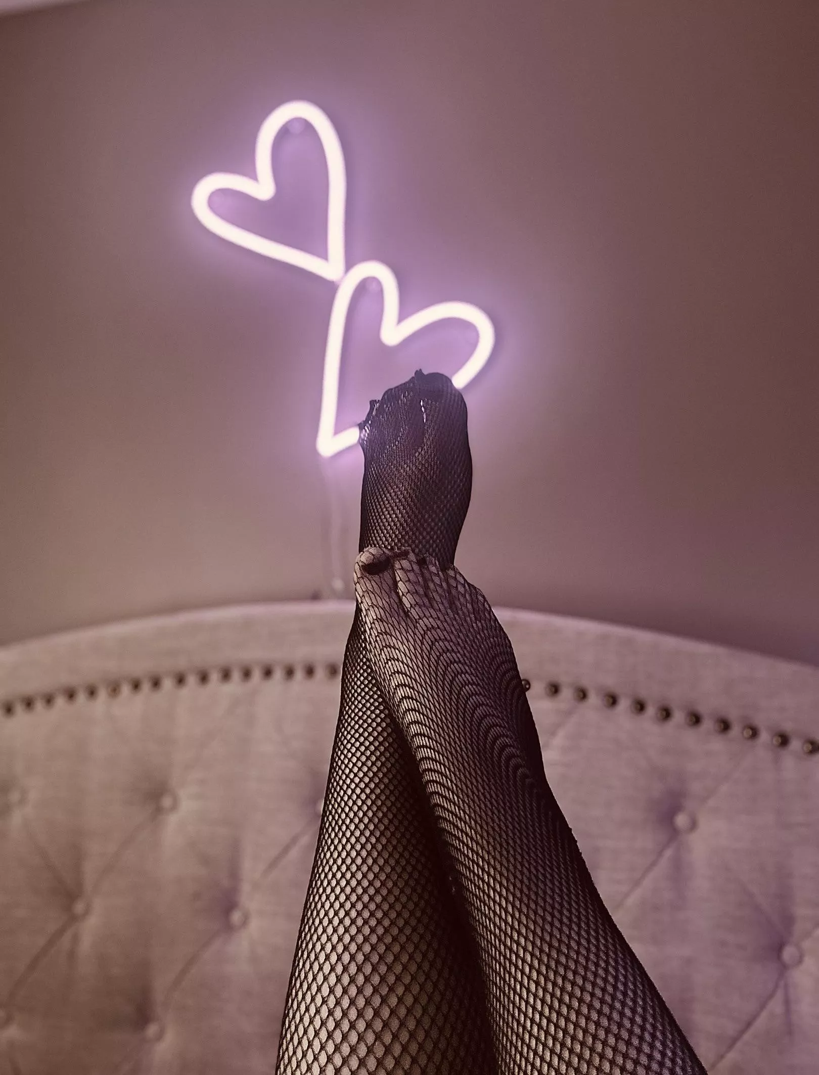 Balls full, wallet empty. Pathetic, just how i like them. 