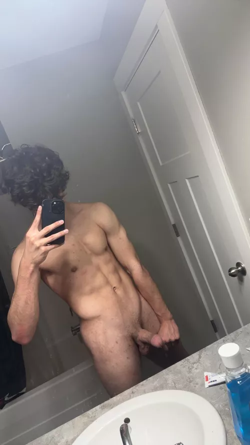 Daily pre shower post👅