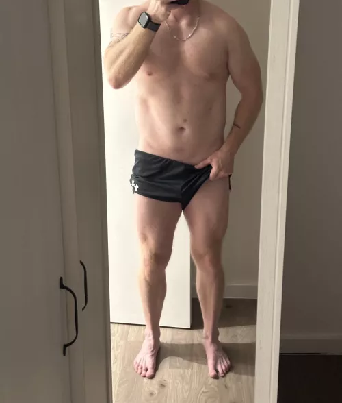 For the thigh lovers 🤗 (40s)