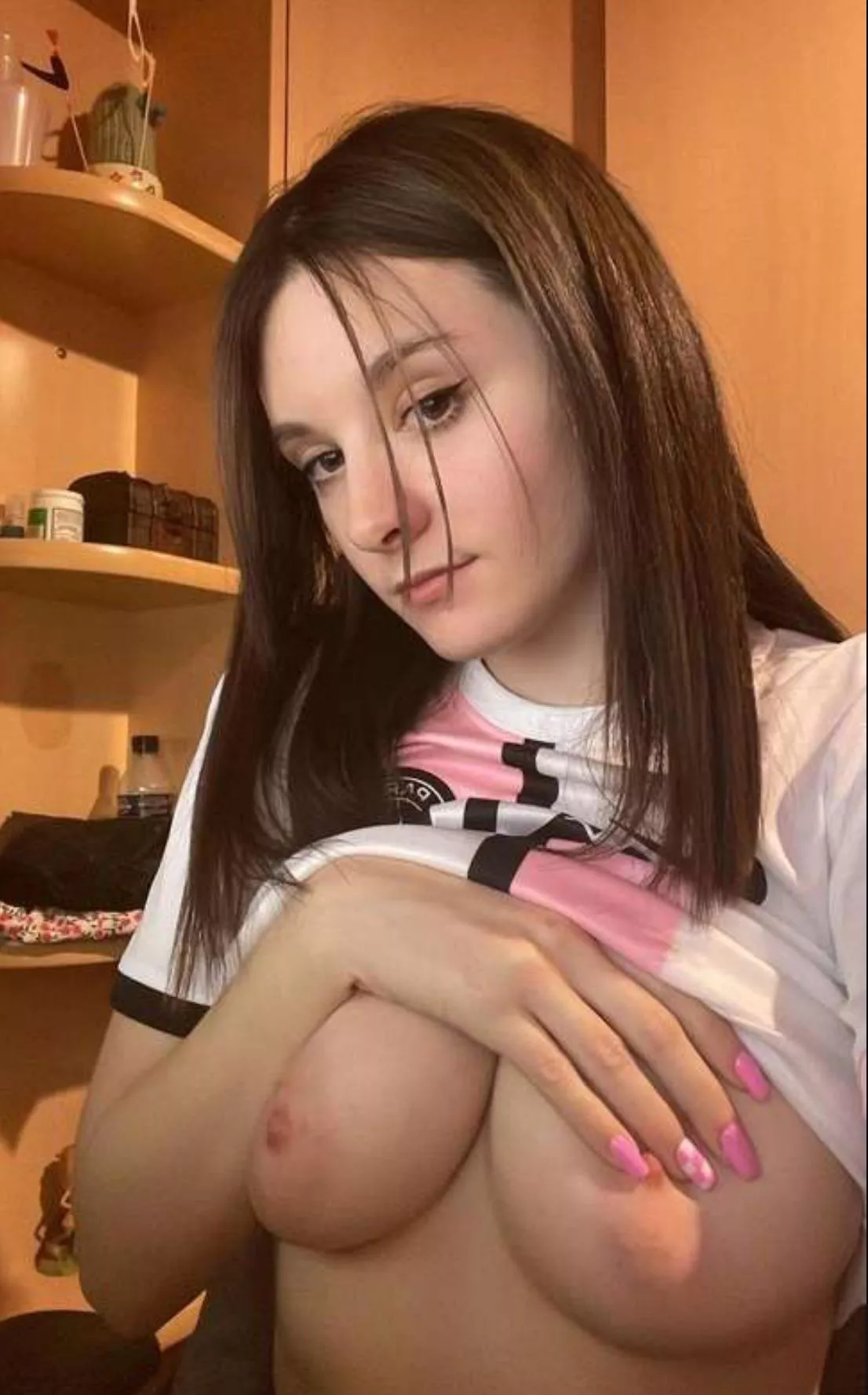 Haluuks titjobin?😘