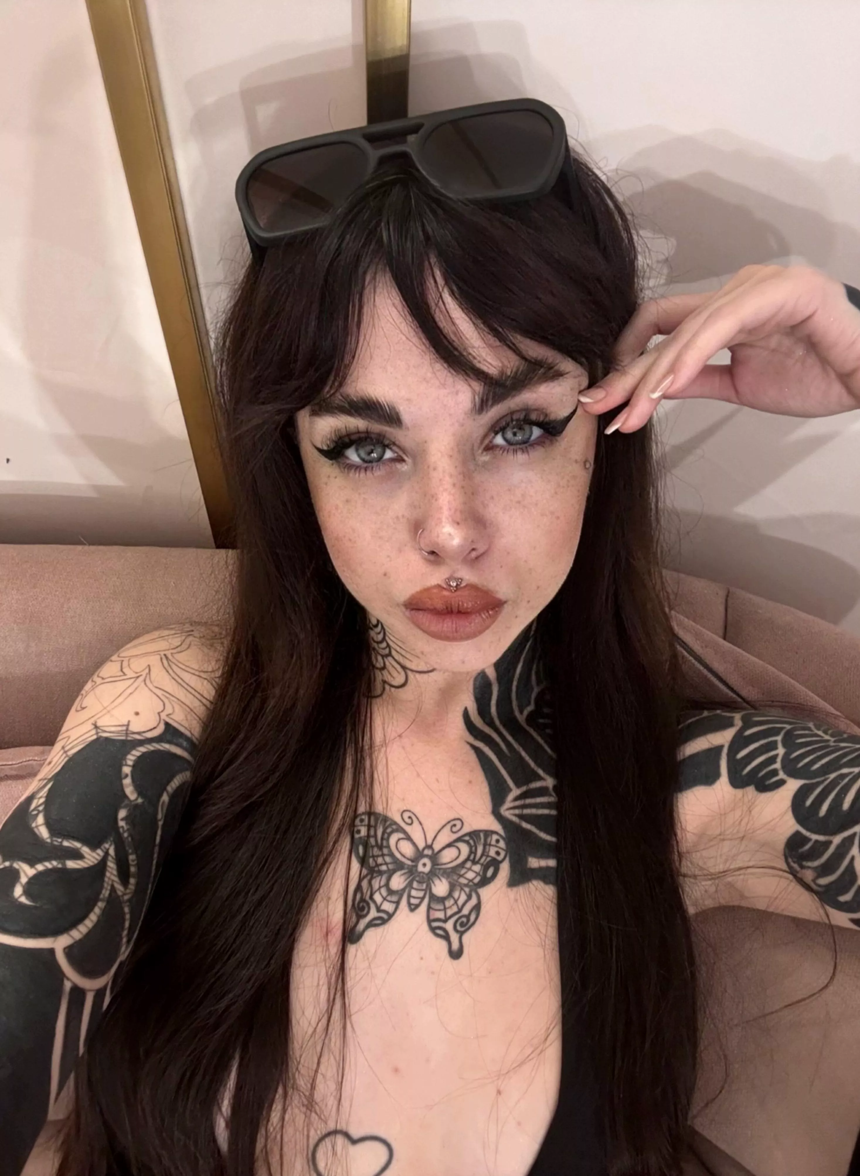 i hope you're into goth girls