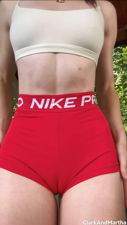 i love these little workout shorts 🥰