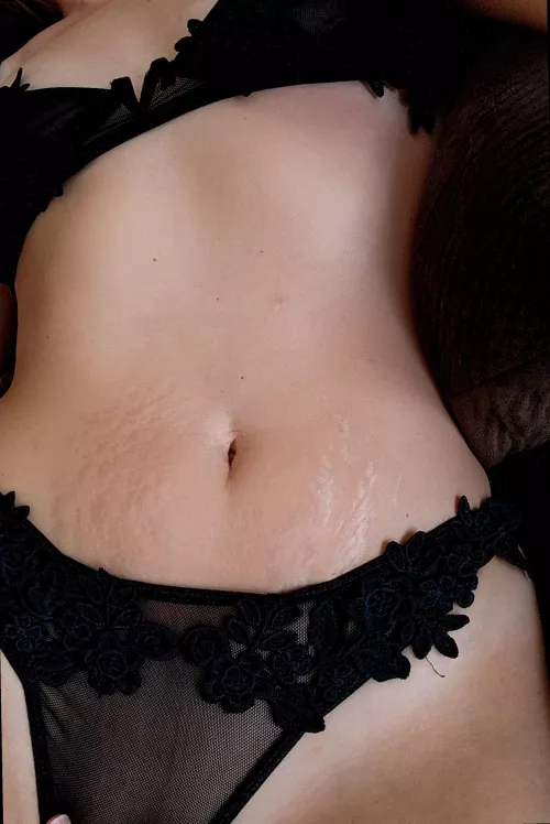 I’m craving your touch all over me!?🩱🤎