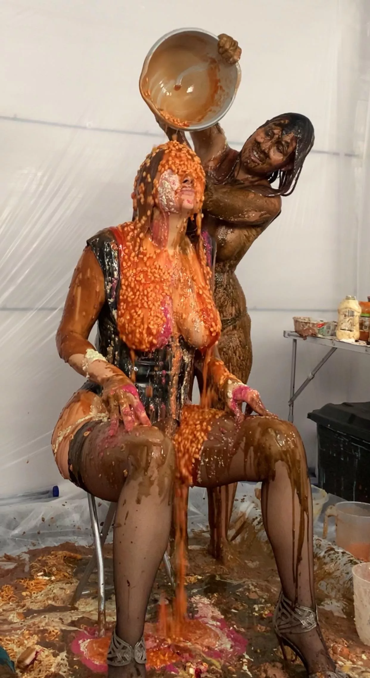 Jess West gives me the ultimate baked bean gunging in my sexy latex lingerie xx