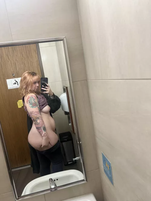 Mirror selfies are the best 😉