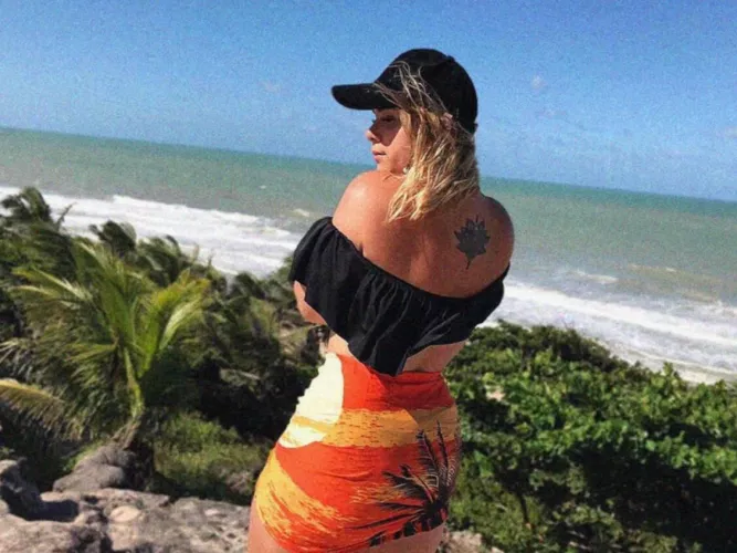 my short is too short, so I had to cover it