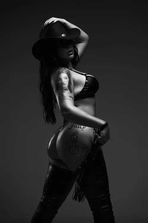 Save a horse, ride me instead 😛