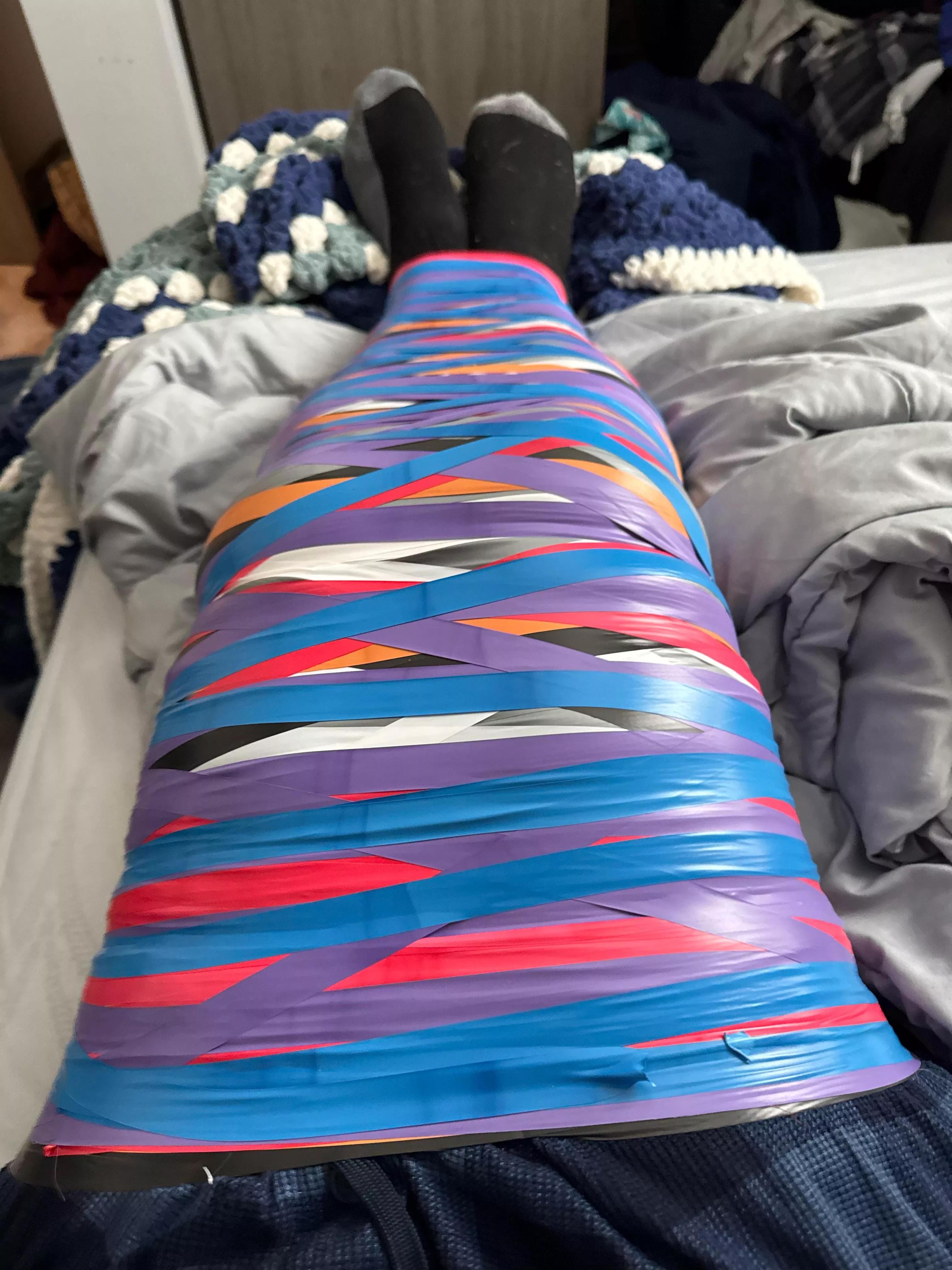 Selfbondage: this is after 15 mins😭