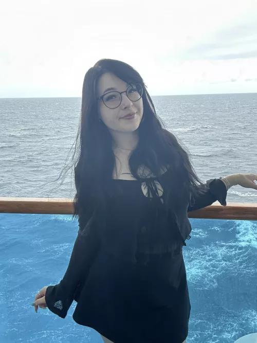 Siren lures you out to sea 