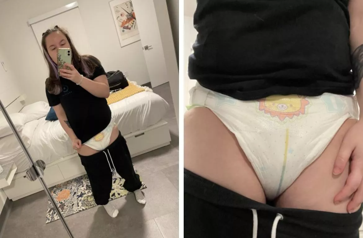 Throwback to when I first started wearing little kings like they were going out of style… Throwback to when I first started wearing little kings like they were going out of style…