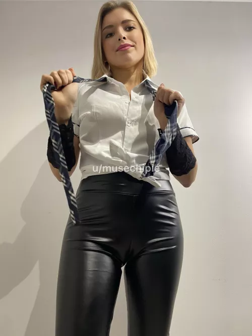 Un volontaire pour mettre sa langue dans ma fente ?