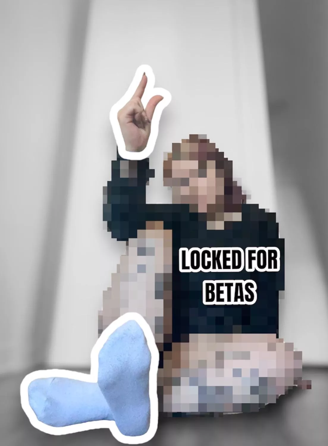 You deserve so little as a beta, it’s pathetic! Enjoy the pixels, loser 🖤