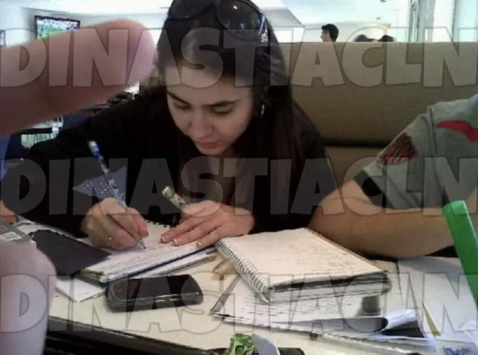 Zulema Aracely Lindoro (wife of Ivan Archivaldo Guzman Salazar and mother of his 2 children- a boy and a girl). It’s been rumoured that she also has a daughter that isn’t from Ivan