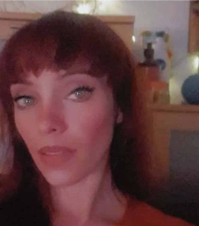 28 F4M location berwick (paid meets) incall only