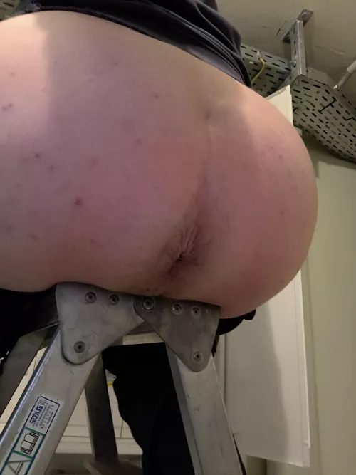 [30] ich bin horny beim Arbeiten. Wer will mir helfen damit? Oder was würdet ihr machen wenn ihr mich so erwischt?? 😜