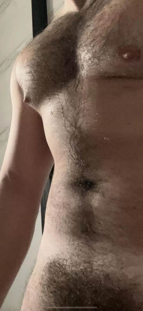 30m - kinky hairy. @armpitwoll