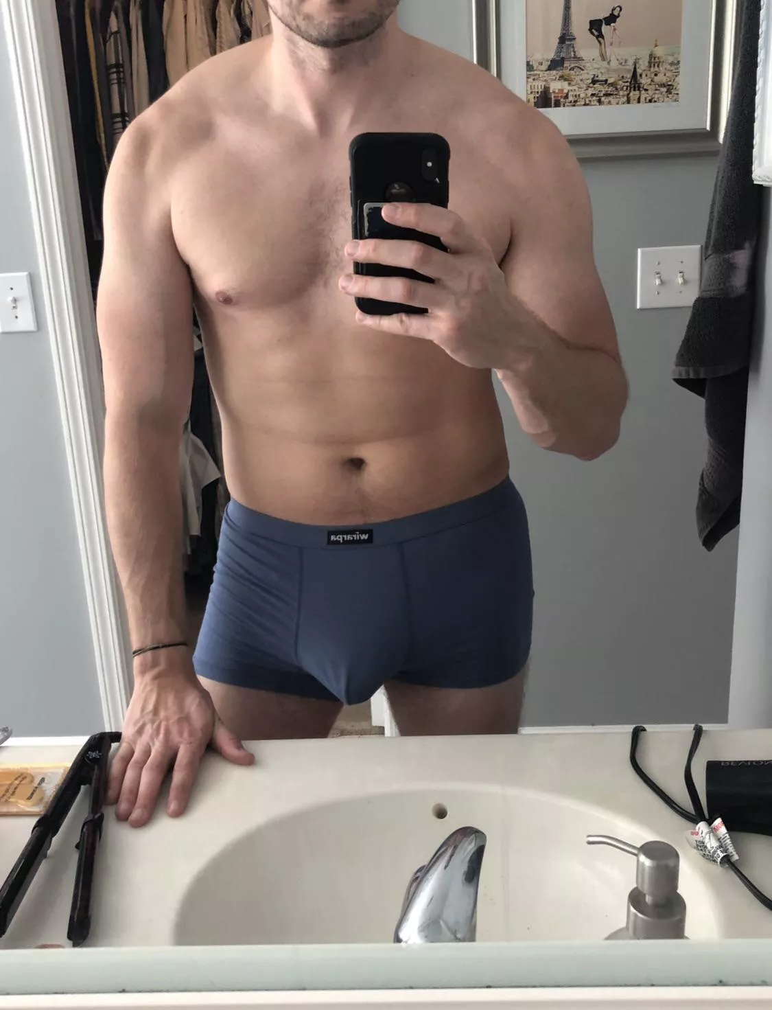 (33) I have some new boxers I’d like to show off. Do you like them as much as I do?