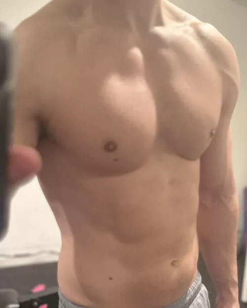 44 [M4MF] Fit/Athletic 