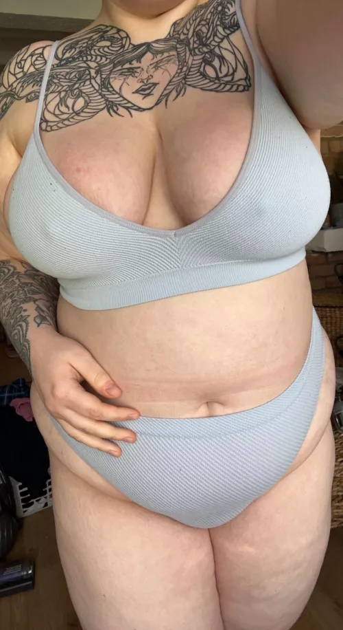 Am I too fat for you?