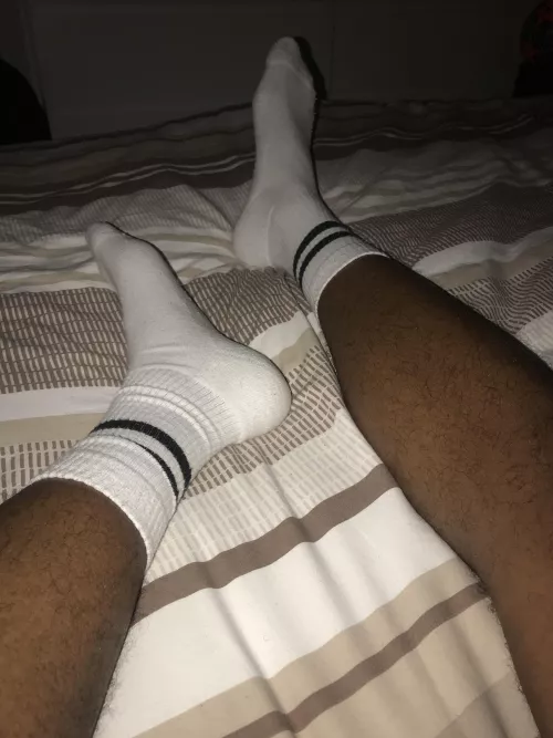 any London, UK lads interested in socks trades and play irl?