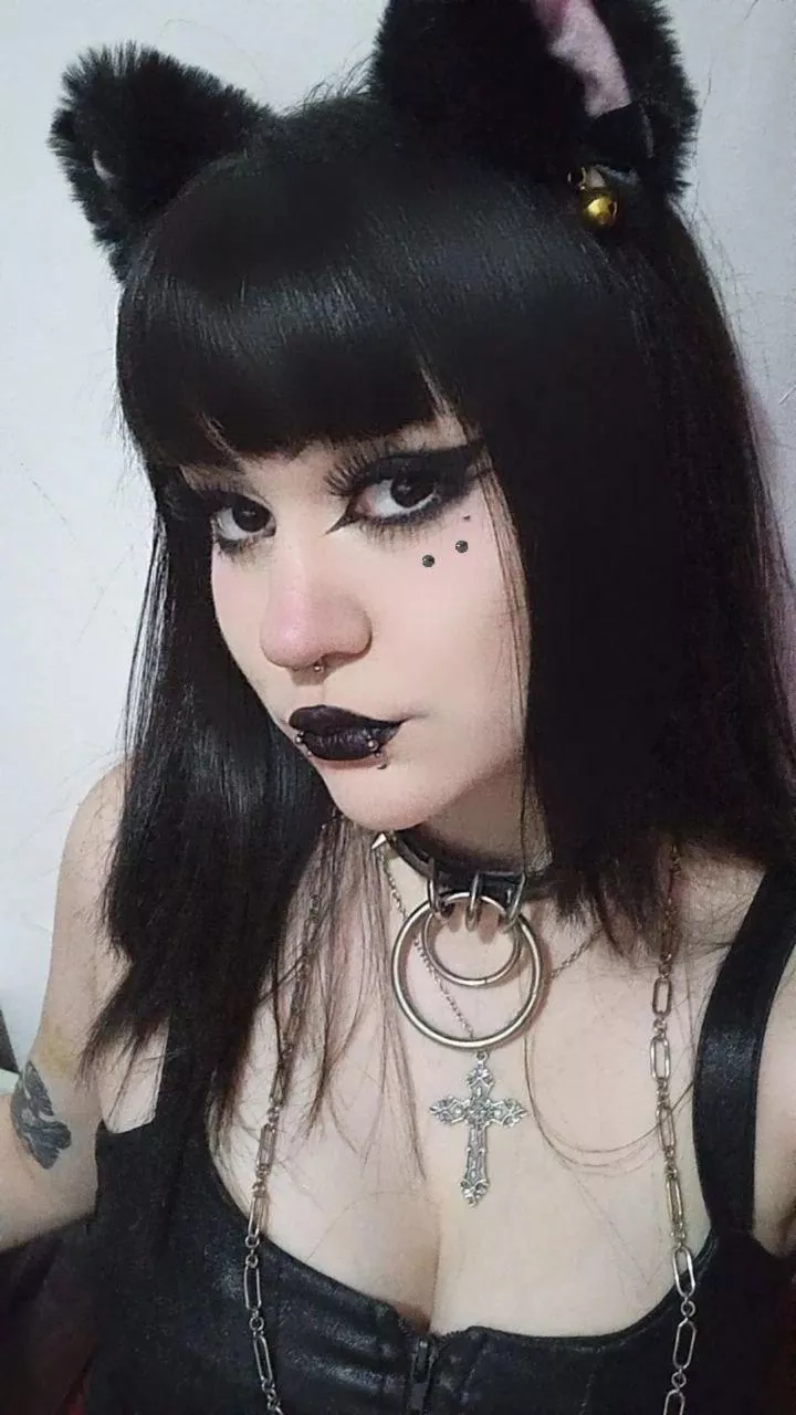 [B4D] Come explore your goth fantasies 