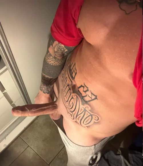 @BautiMartinOF another day that I wake up very hard 