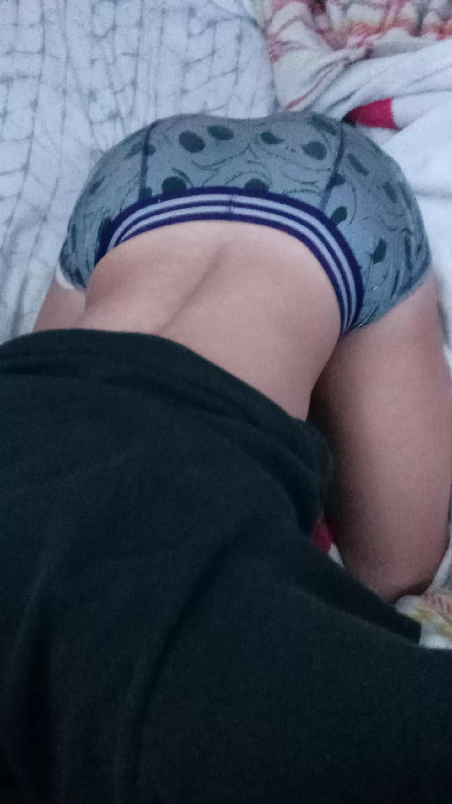 Celebrating my birthday soon!! Any daddys looking to help support funds/ pay phone bill, i offer sb and content!! Hmuu 💟