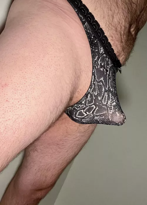 I clearly love these panties 🫣 good thing they’re stretchy! 